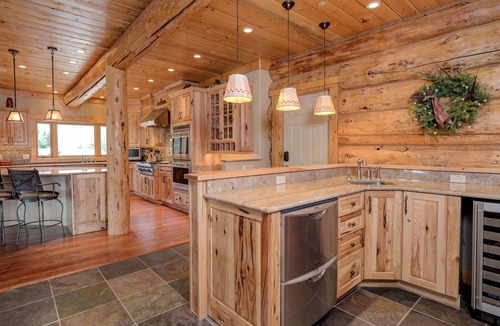 Gallatin Gateway House | Red Feather Lodge | Luxury Log Cabin for 28
