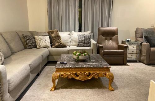 West Valley City Apartment | Red pine