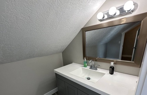 Layton Apartment | Relax and Unwind in a 3BR/2BA Apartment. Pool, Hot Tub, and Gym