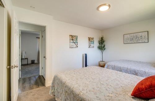Reno/Tahoe Airport House | Relax Fireside & Play Pool! Home 4 Mi to Dtwn Reno