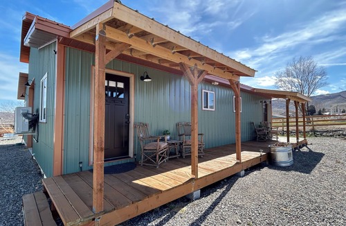 Custer County House | Relaxing Rustic Barndominium with Mountain View’s in Challis Idaho