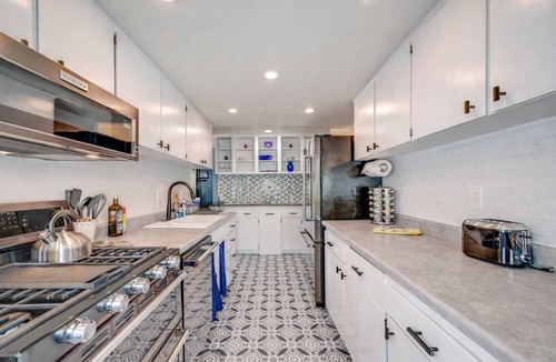 Fairwood House | Renton Oasis-Relaxing 3BR Home with Great Outdoor