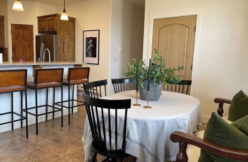 Driggs Condo | Retreat on Moraine Luxury Top/End Unit Condo with Mountain Views