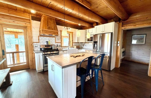 Missoula Cabin | Ridgeline Retreat - Missoula Cabin - Entire Home
