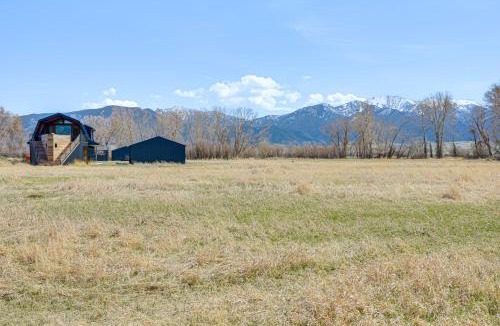 Whitehall House | Riverfront Montana Retreat - Deck, Fire Pit & Pond