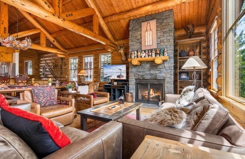 Granite Ridge Villa | RMR: Granite Ridge Cabin 7608 in Teton Village