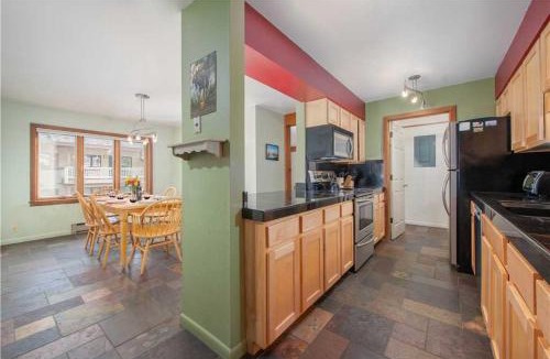 Teton Village Apartment | RMR: Teewinot A2 Condo in Teton Village