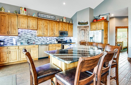 Sweetwater House | Roomy mountain & lake view home with large deck, fireplace, & W/D - dog-friendly