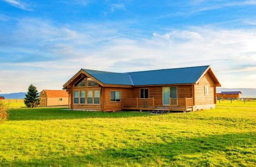 Driggs House | Secluded Mountain-View Cabin with Cross-Country Trails Near Scenic Lakes in Idaho