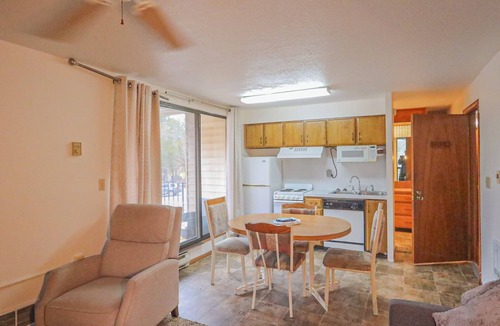 Lava Hot Springs Condo | Serene 1-bedroom condo in Lava Hot Springs perfect for relaxing getaway