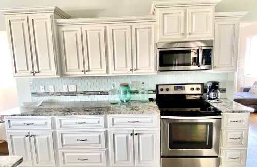 Pocatello Cabin | Serene Mountain Views Buckskin Rd Cabin 4 Bdrm 2200sqft 8 mi to Pocatello Dining