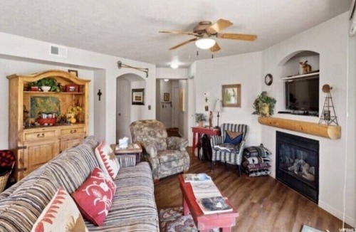Park City Condo | Ski Deer Valley from Beautiful 2BR/2BA Condo 5 minutes from Deer Valley Gondola