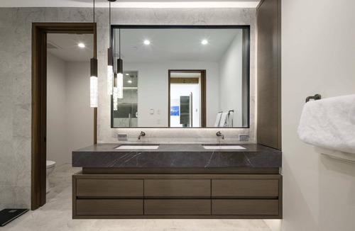 Park City Ski Chalet | Ski-In/Out Home in The Colony l Winter Way by Stay