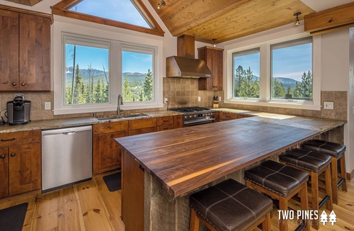 Saddle Ridge House | Ski-In/Out Townhome | Stunning Big Sky Views & Yellowstone Access
