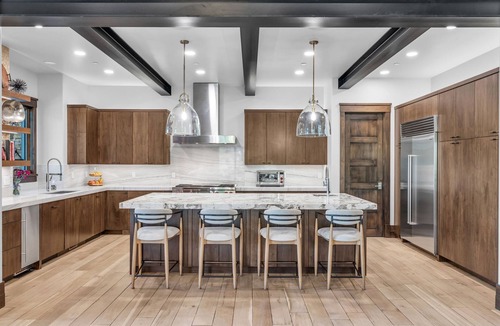 Park City House | Ski In/Ski Out - Luxury Private 6 Bedroom House - Sleeps 12