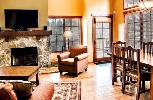 Tamarack Resort House | Ski in/Ski Out | Private Hot Tub | Private Patio