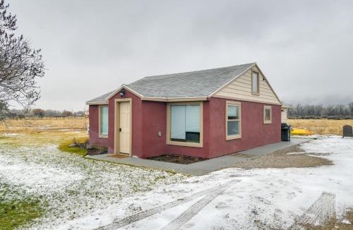 Ririe House | Ski & Soak: Gem 7 Mi to Kelly Canyon Ski Resort