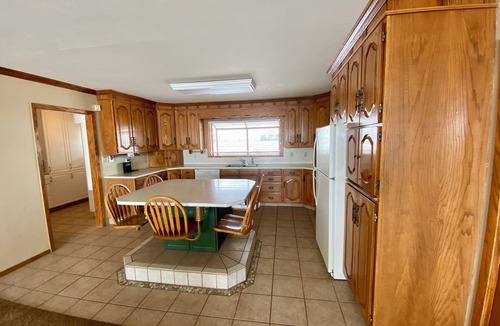 Burley House | Snake River Resort: Riverfront View & Access Boat Ramp, Docks, Boat Rentals.