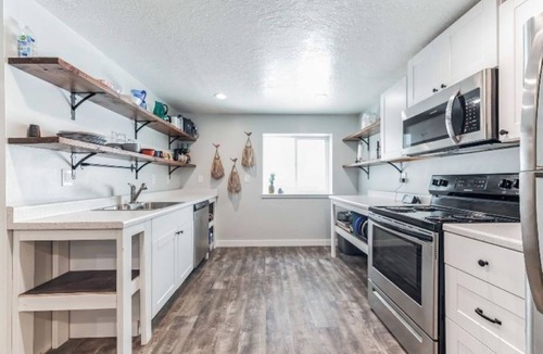 Kaysville House | Something for EVERYONE at this charming cottage, close to Lagoon!