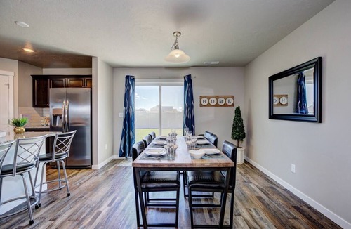 Nampa House | South Nampa Family Home | Cali King | Game Loft | 5 TVs | Near Downtown Nampa