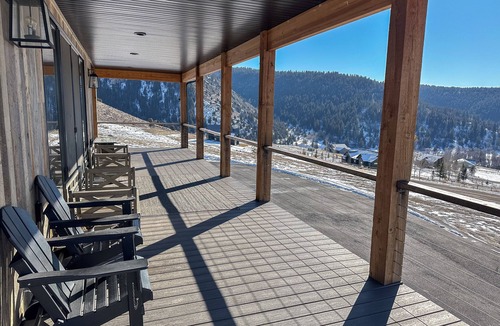 Irwin Cabin | Spacious 10 bed cabin in delightful Irwin!