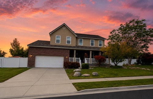 Lehi House | Spacious 3-Bedroom Basement Suite with Kitchen & Laundry