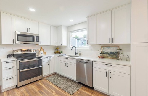 West Valley House | Spacious 4-bedroom house in fabulous Boise with 2 Primary Suites