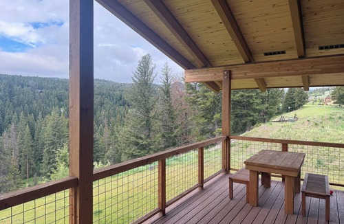 Big Sky House | Spacious 4-bedroom secluded private estate located in fabulous Big Sky, MT.
