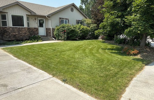 Idaho Falls House | Spacious 5-bedroom house with hot tub, WiFi, and 80 inch big screen TV