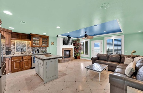 Saratoga Springs House | Spacious 8-bedroom lake side house in charming Saratoga Springs