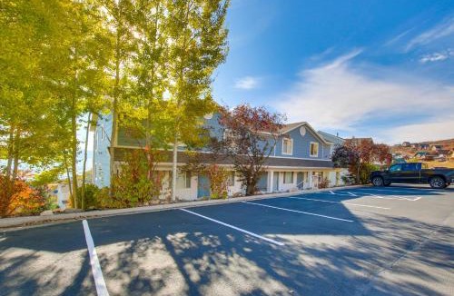 Harbor Village House | Spacious Garden City Townhome w/Lake Views!