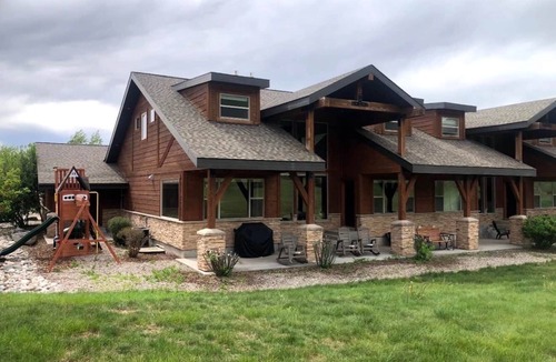 Afton House | Spacious Golf Course Retreat | 5BR Game Room