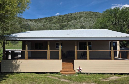 Lincoln County House | Star Valley Mountain Retreat Sleeps 8 Near Jackson Hole