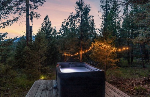 Missoula Cabin | Stargazer Cabin - a Romantic Glamping Cabin Near Missoula, Montana
