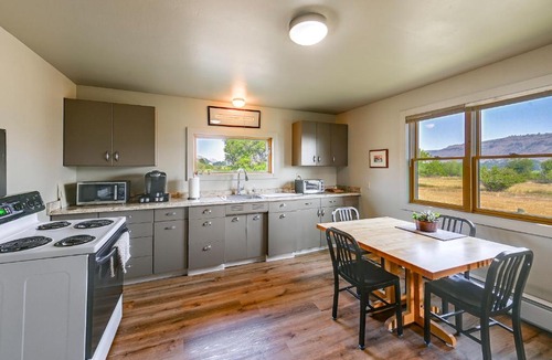 Absarokee House | Stillwater River Cabin: Private Access to Fishing