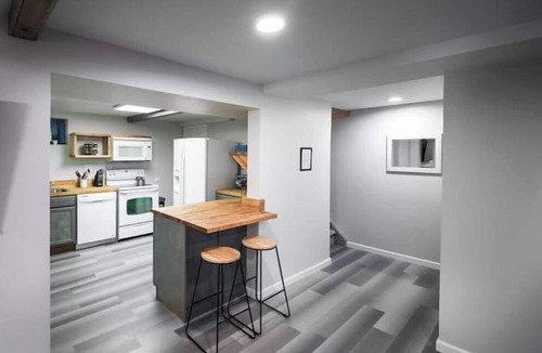 Washington Terrace Apartment | Strawberry Peaks Ogden 6 guests