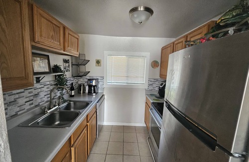 Hilltop House | Stylish Furnished Tacoma Home Near Hospitals & Downtown