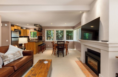 Warm Springs Condo | Sun Valley 3BR - Walk to Warm Springs Lifts - Pool, Hot Tubs and River Views