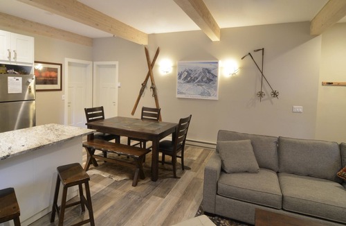 Ketchum Condo | Sun Valley Adventures | Heated Pool & Spa