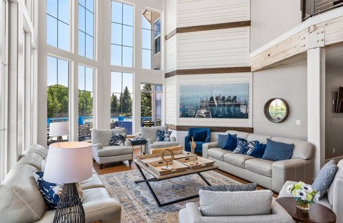 Harbor Village Hotel | Sunrise Resort Room #203 | 2 Bed, 1 Bath