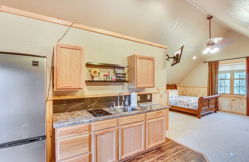 Oneida County House | SUNSHINE RANCH Elegant Country Retreat