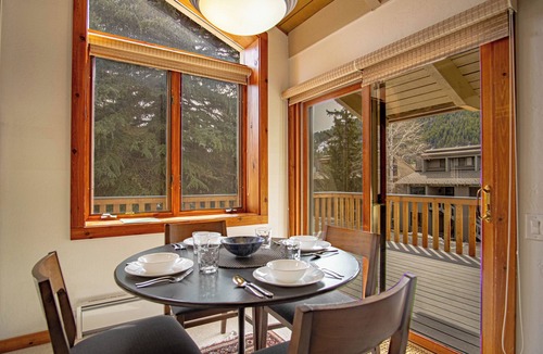 Ketchum Condo | SV102 - Walk to Lifts & Town - Hot Tub & Pool