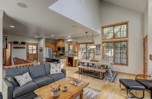 Tamarack Resort House | Tamarack - Walk to Marina or Village - Slopeside - Private Hot Tub - Pets OK