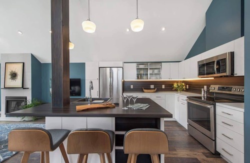 Victor House | Teton Homestead: Mountain Modern, Walkable