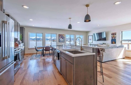 Tetonia House | Teton Homestead: Ski Targhee w/Hot Tub & Views