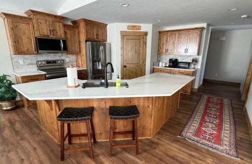 Driggs Apartment | Teton View Getaway 1Br Apt near Grand Targhee and Teton & Yellowstone National Park