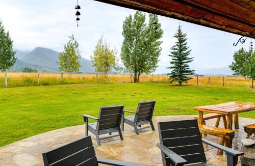 Bedford House | 'The Barn at Dancing Deer Ranch' in Bedford