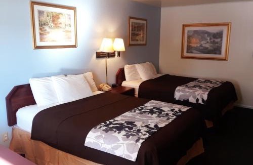 Sheridan Hotel | The Budget Inn Express