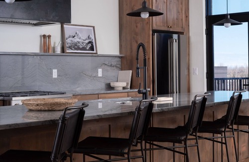 Driggs Condo | The Grand, Teewinot & Targhee | 9BR Luxury Teton Stay