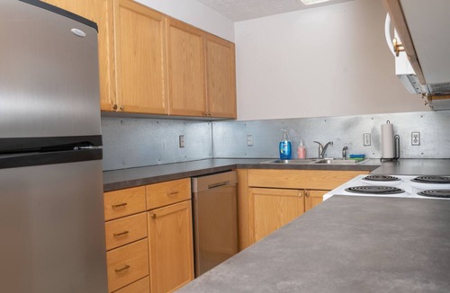 Veterans Park House | The Greenbelt Getaway in the West End Neighborhood